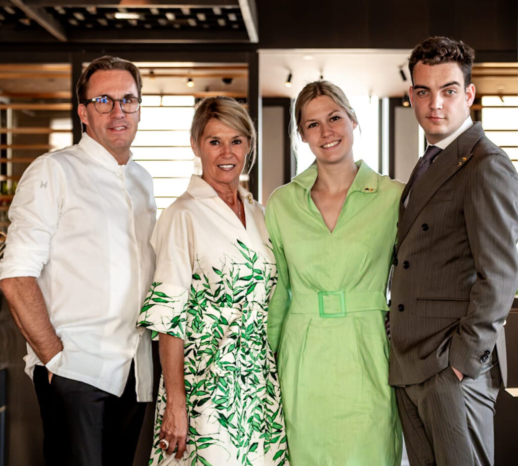 Vikithe Chef Exquis - Four Hands Experiences
